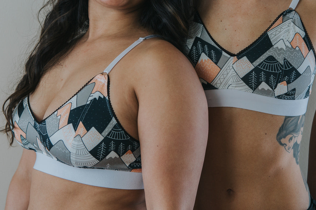 MOUNTAINS IN CORAL PRINT BRA