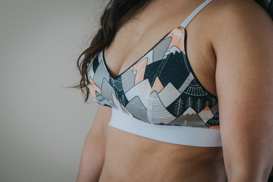 MOUNTAINS IN CORAL BRA